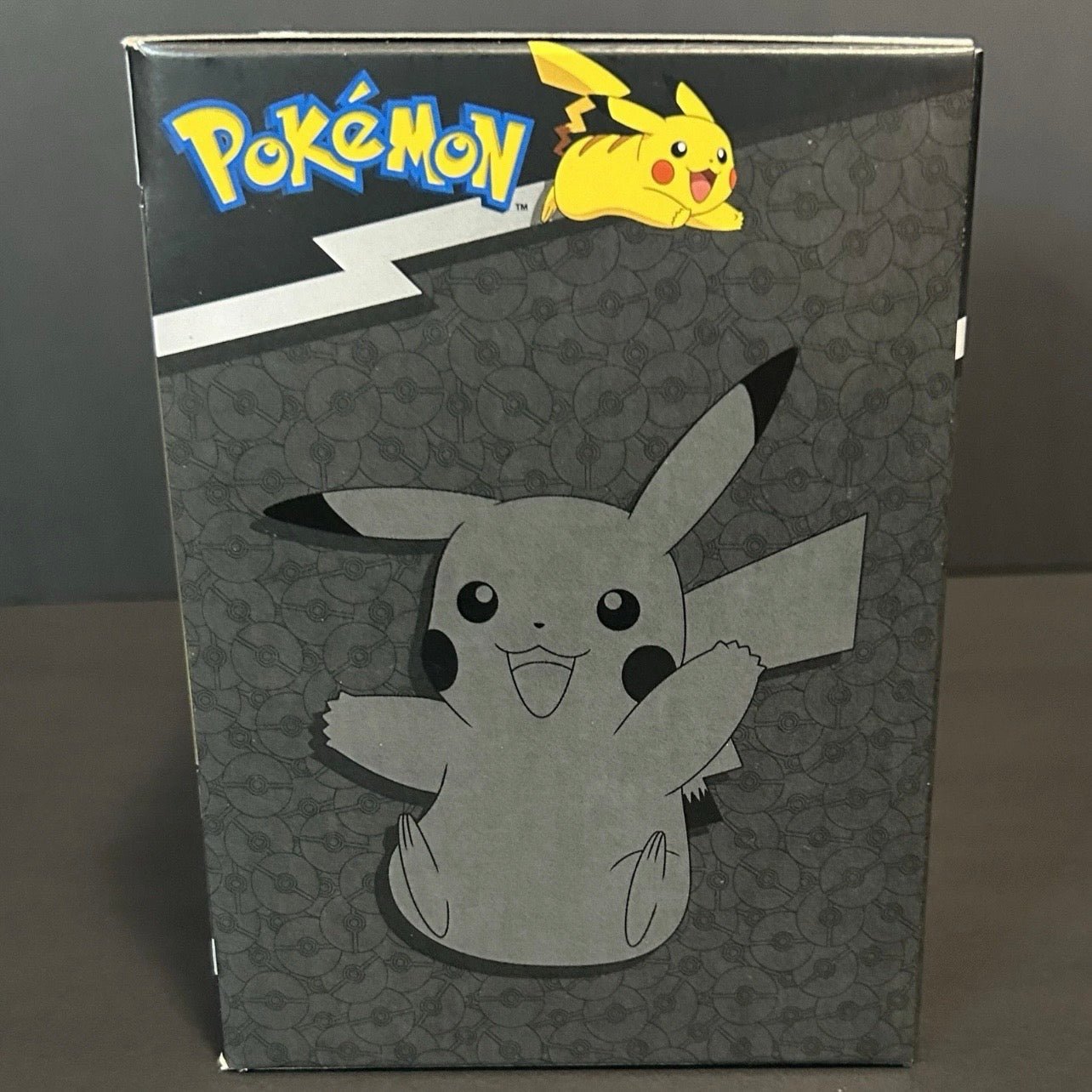 Pokémon Select Series 1 - Pikachu - Vinyl Figure - Jazwares