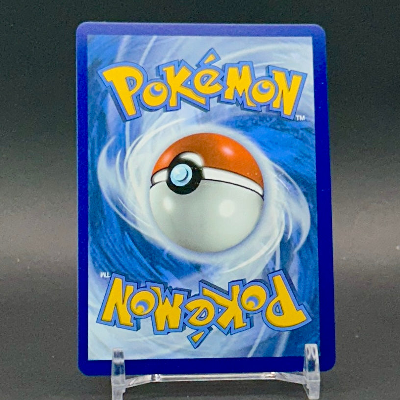 NM - Pokémon TCG - Lacey 114/131 Poké Ball Reverse Holo - Prismatic Evolutions