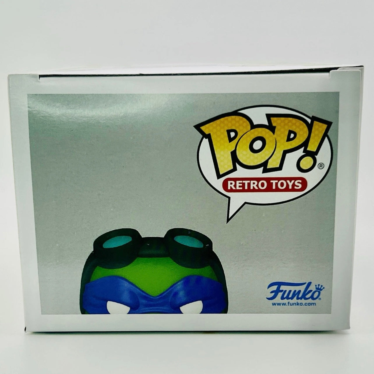 Funko Pop! Retro Toys: Teenage Mutant Ninja Turtles / Power Rangers: Donatello (Black Ranger) #105 - 2022 Summer Convention Exclusive (Box Crease)