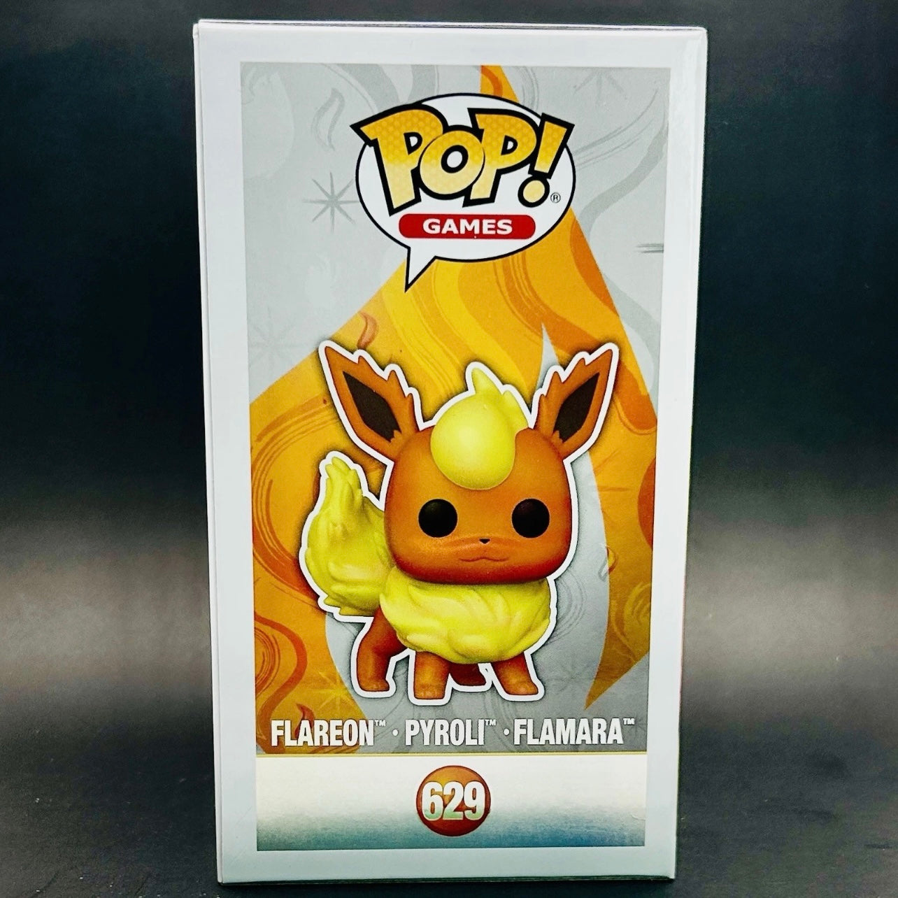 Funko Pop! Games: Pokémon - Flareon #629 Pearlescent - Pokémon Center Exclusive