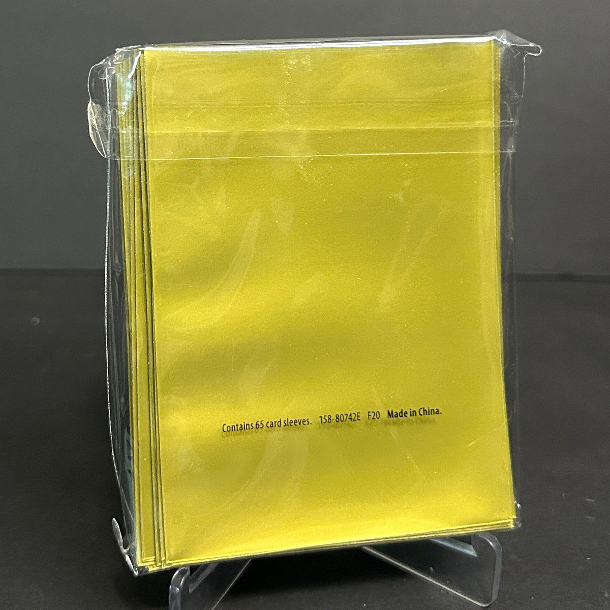 Pokémon TCG Sword & Shield UPC Zacian Card Sleeves (65 Sleeve Pack)