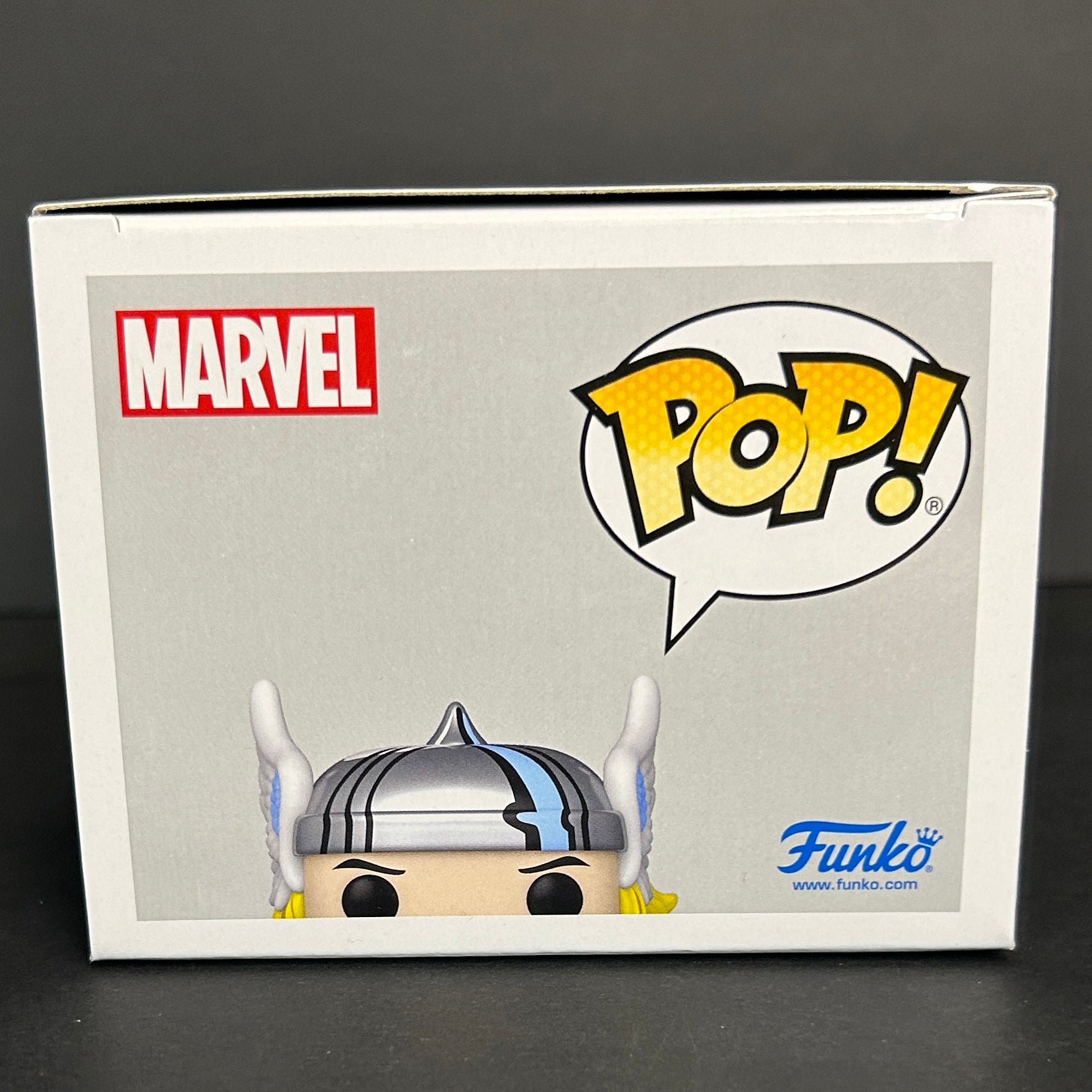 Funko Pop! Avengers: Thor #1190 with Pin - Amazon Exclusive