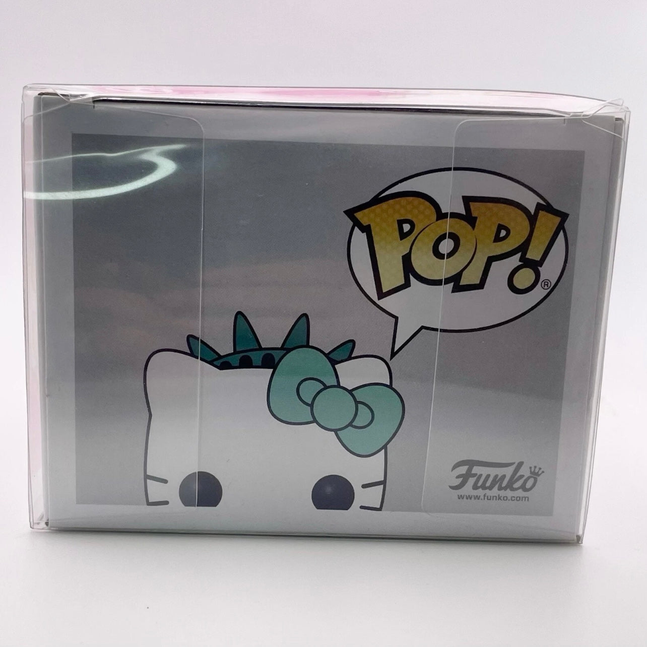 Funko Pop! Hello Kitty #27 (Lady Liberty) - 2019 NYCC Fall Convention Exclusive