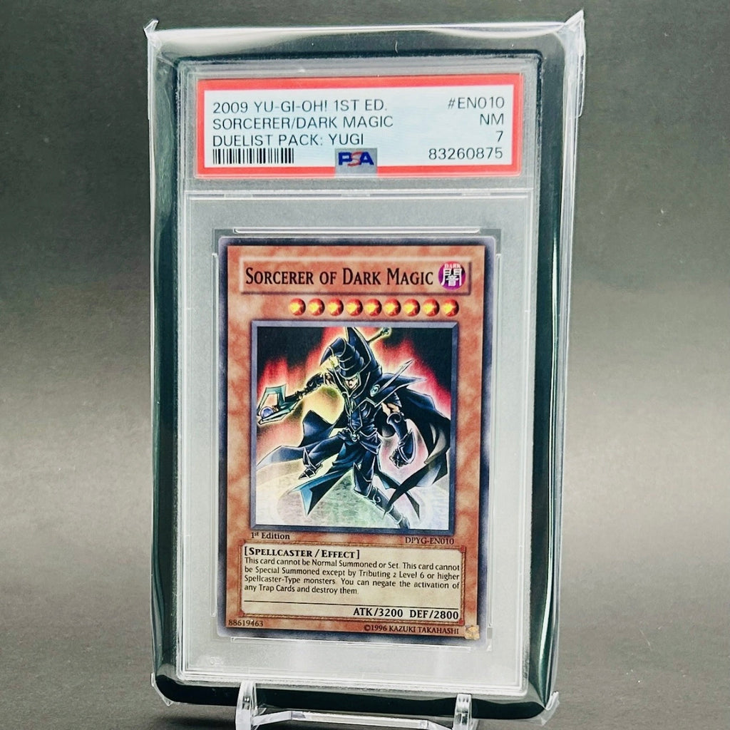 PSA 7 Yu-Gi-Oh! Sorcerer of Dark Magic 1st Edition Super Rare - DPYG-EN010 Duelist Pack: Yugi