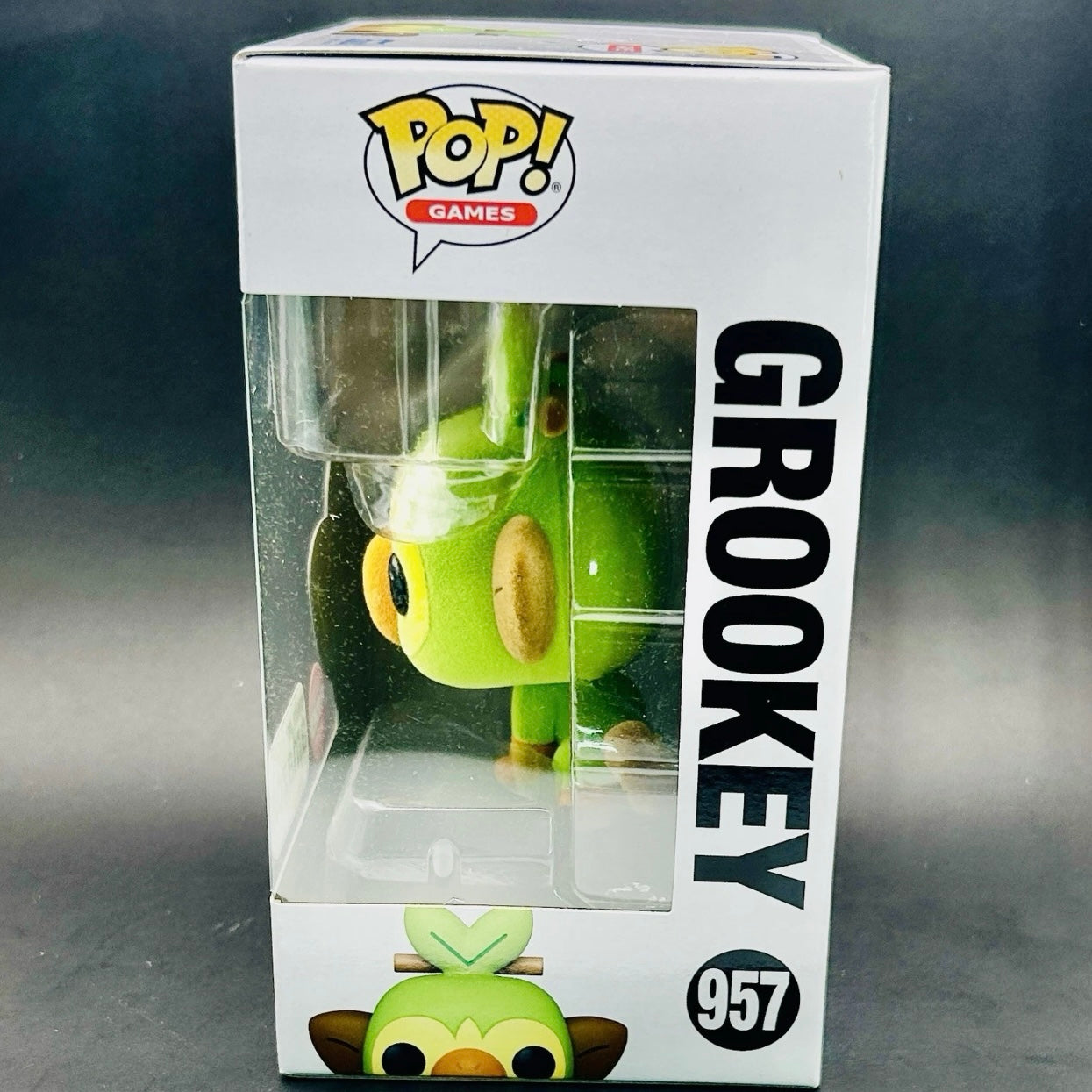 Funko Pop! Games: Pokémon - Grookey #957 Flocked - Amazon Exclusive