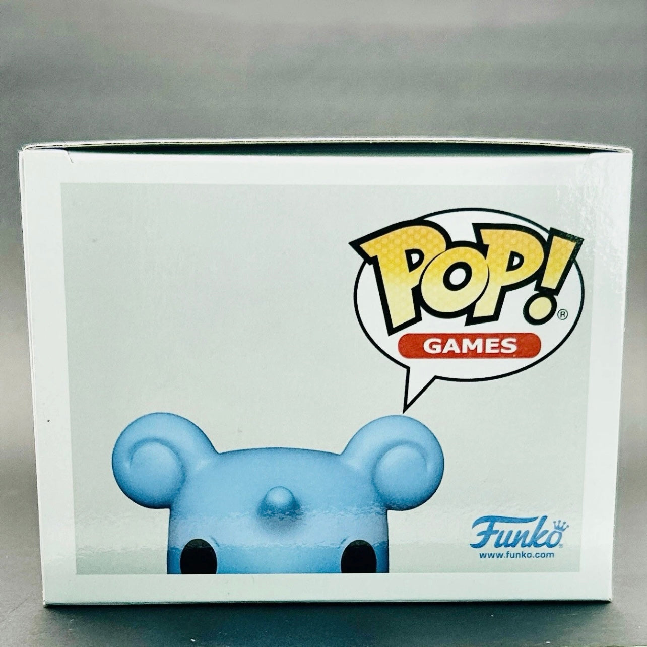 Funko Pop! Games: Pokémon - Lapras #864 Pearlescent (Pokémon Center Exclusive)